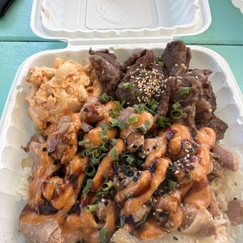 Da Bald Guy - Combo plate.  Pan-Fried Poke and Braised Boneless Kalbi Beef. BEST IN THE WHOLE ISLAND!! - Food Trucks Near Me - Kahuku, Hawaii