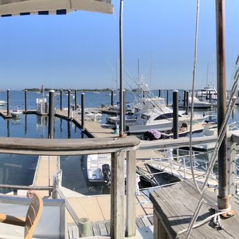 Costello's Clam Shack - Outdoor view - Seafood Near Me - Groton, Connecticut