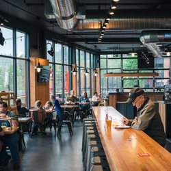 Ballard Pizza Company - Woodinville