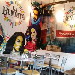 La Bendita - La Benefits interior