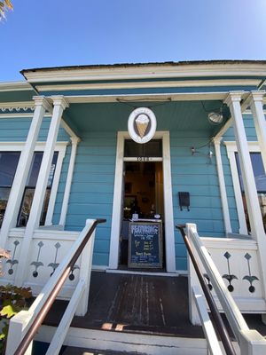 Arcata Scoop by null