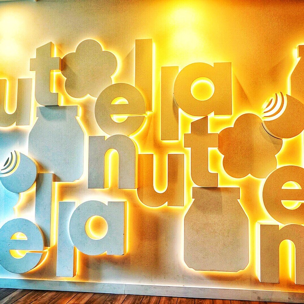Nutella Cafe - Desserts Near Me - Chicago, Illinois Nutella Cafe - Desserts Near Me - Chicago, Illinois