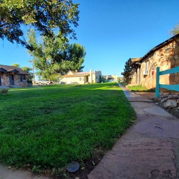 Grand Canyon Motel - Well kept grounds. - Hotels Near Me - Fredonia, Arizona Grand Canyon Motel - Well kept grounds. - Hotels Near Me - Fredonia, Arizona