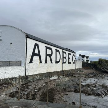 Ardbeg Distillery - Exterior - Beer, Wine & Spirits Near Me - Islay, AGB Ardbeg Distillery - Exterior - Beer, Wine & Spirits Near Me - Islay, AGB