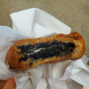 Ray's Candy Store - Deep fried oreo bite - Desserts Near Me - New York, New York Ray's Candy Store - Deep fried oreo bite - Desserts Near Me - New York, New York