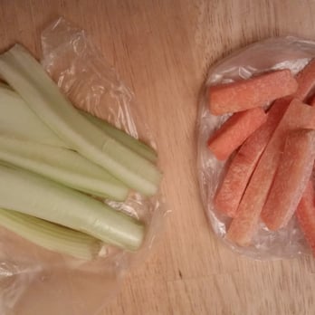 Buffalo Wild Wings - Old carrots and old celery. The carrots are dried out and the celery is brown. Disgusting. We won't be back. - Chicken Wings Near Me - Alliance, Ohio