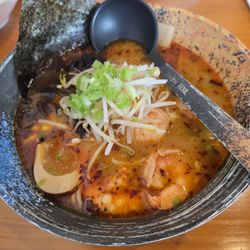 Foody Bowl - Spicy curry shrimp ramen