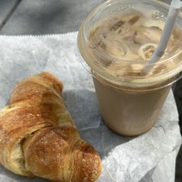 Caramelita Latte and plain croissant Caramelita Latte and plain croissant
