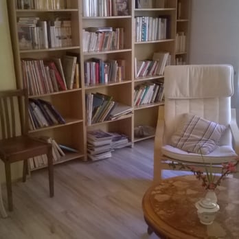 La Petite Madeleine - Espace salon et bibliothèque gratuite. - French Near Me - Lyon, 69