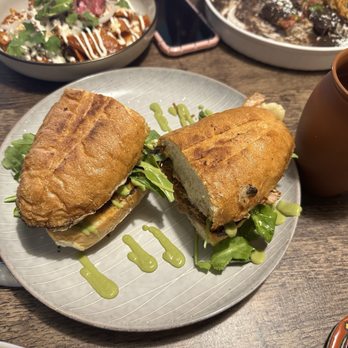 Camino - Torta de cochinita - Mexican Near Me - Dayton, Oregon