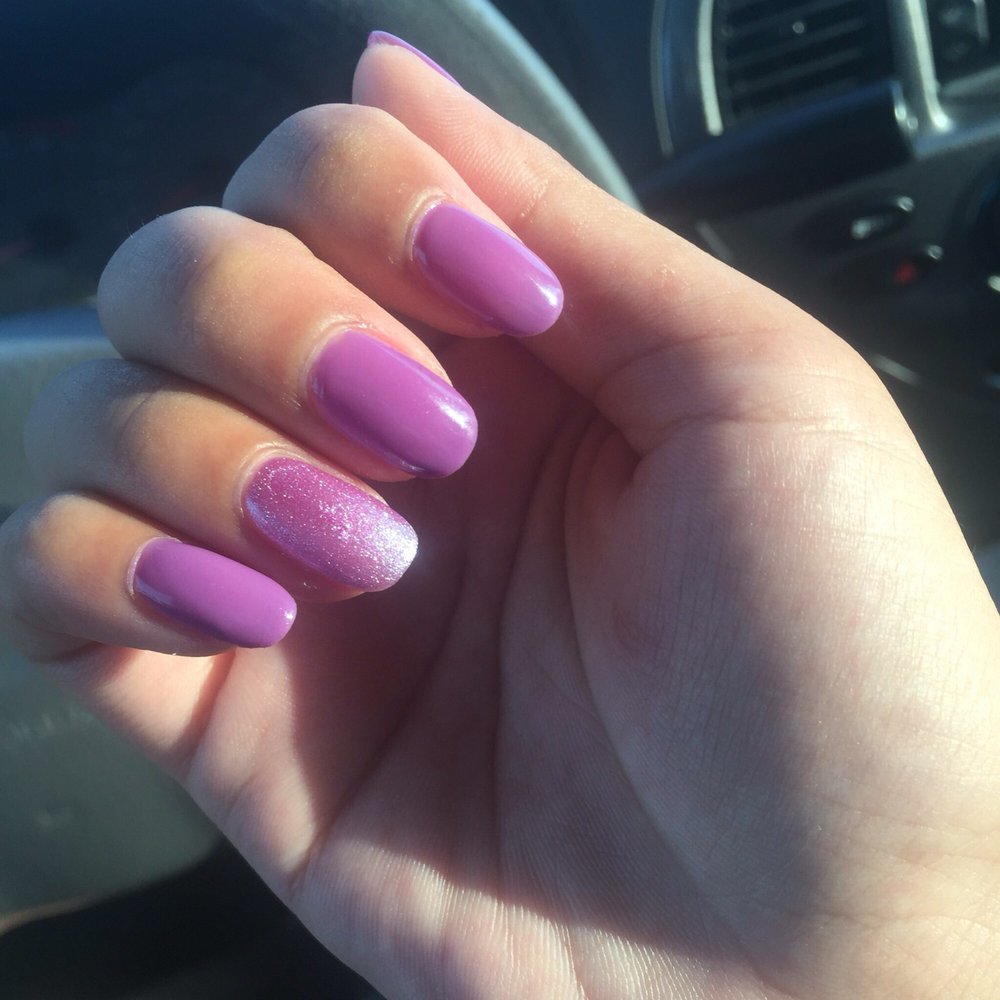 Modern Nail - Right hand Shellac #133 and #31 - Nail Salons Near Me - Fayetteville, North Carolina Modern Nail - Right hand Shellac #133 and #31 - Nail Salons Near Me - Fayetteville, North Carolina