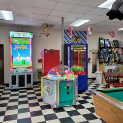 Bavarian Mountain Miniature Golf and Arcade - Stay cool in our Arcade center. Ice cream and soda available