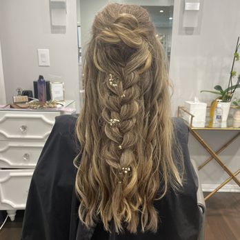 Brambila Salon - Style by Kelsey. - Hair Extensions Near Me - Santa Monica, California Brambila Salon - Style by Kelsey. - Hair Extensions Near Me - Santa Monica, California