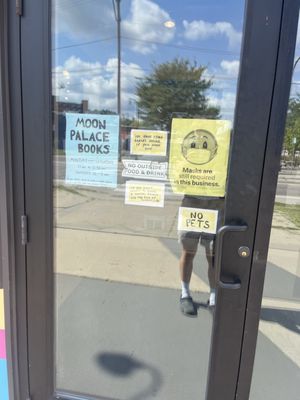 Moon Palace Books by null