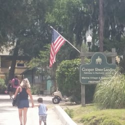 Calibogue Cruises - Walking up from the dock