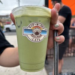 Sip-N-Sea: Coffee + Açaí - Matcha milk tea