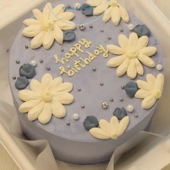 B W Bakery - This is what we sent in as request. They did better on the leaves but not much else. - Desserts Near Me - Phoenix, Arizona