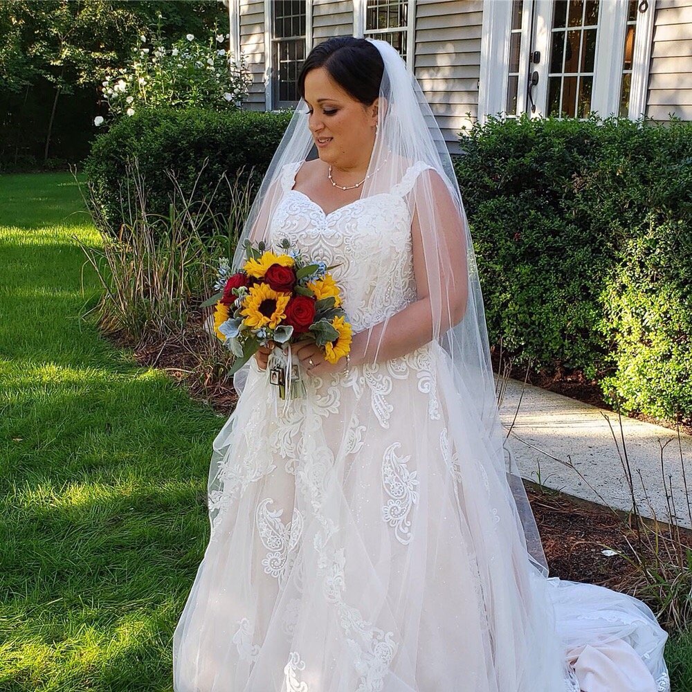 BETWEEN THE ROSES FLORIST 48 Photos 1 Chase Rd, East Freetown