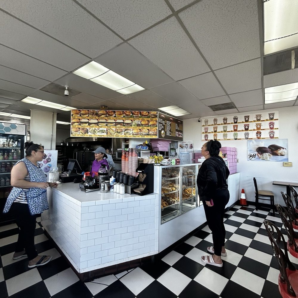 Donut Basket - Donuts Near Me - Milpitas, California