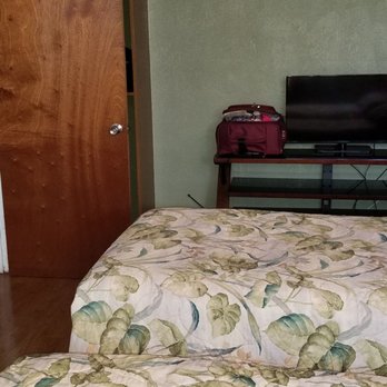 Harbor Shores Apartment Hotel - 2cd bedroom - Hotels Near Me - Aiea, Hawaii Harbor Shores Apartment Hotel - 2cd bedroom - Hotels Near Me - Aiea, Hawaii