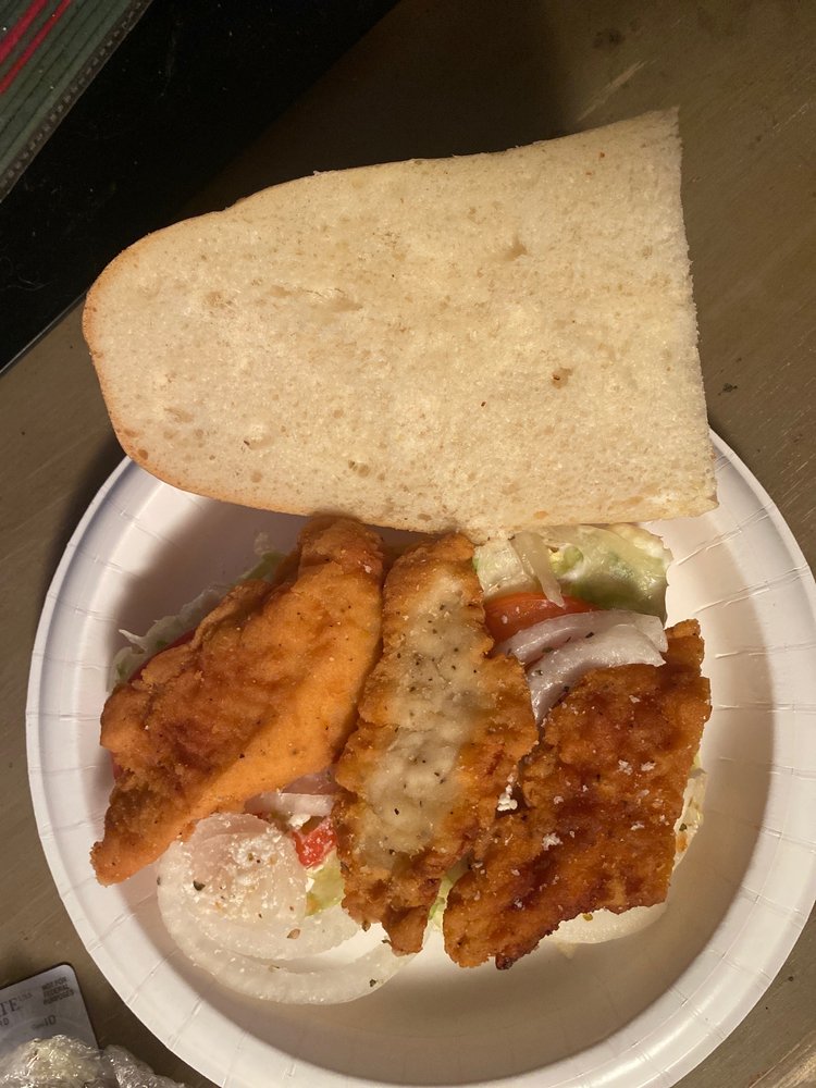 LUIGI’S II PIZZERIA Updated October 2024 18 Reviews 104 Water St