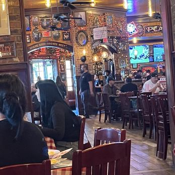 Heroes Restaurant and Brewhouse - Inside vibe - American Near Me - Ontario, California Heroes Restaurant and Brewhouse - Inside vibe - American Near Me - Ontario, California