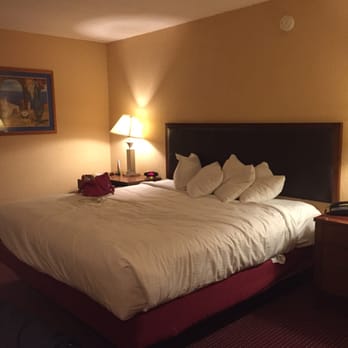 Harrah's Laughlin - A Caesars Rewards Destination - King classic rooms. - Hotels Near Me - Laughlin, Nevada Harrah's Laughlin - A Caesars Rewards Destination - King classic rooms. - Hotels Near Me - Laughlin, Nevada