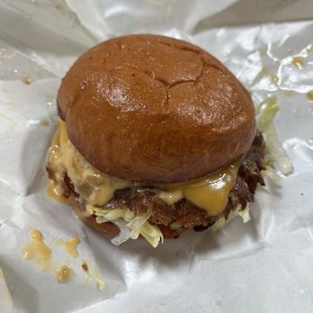 Palms n' Patties - Cheeseburger - Burgers Near Me - Costa Mesa, California