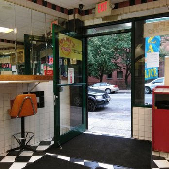Papa Pat's Pizza - the entrance to the restaurant - Italian Near Me - Newark, New Jersey Papa Pat's Pizza - the entrance to the restaurant - Italian Near Me - Newark, New Jersey