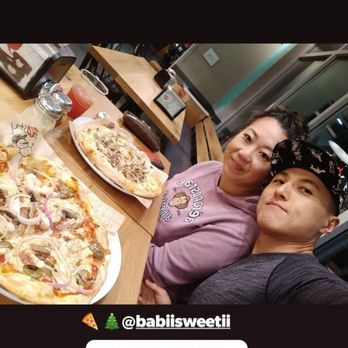 MOD Pizza - Pizza holiday party! - Fast Food Near Me - Pembroke Pines, Florida