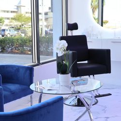 Acqua Salon & Spa - Our beautiful salon
