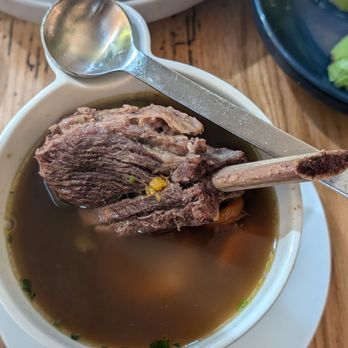 Dando La Brasa - Short Rib - Salad Near Me - Miami, Florida