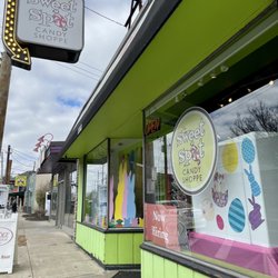 The Sweet Spot Candy Shoppe and Dundee Candy