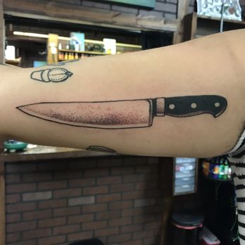 Ivy and Oak - Knife Tattoo done by Mark - Piercing Near Me - Lake Park, Florida
