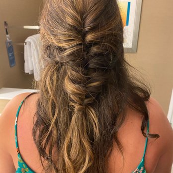 Glam to Go Studio - Didn't get a good picture of the makeup, but it was also awesome. - Hair Stylists Near Me - Wexford, Pennsylvania Glam to Go Studio - Didn't get a good picture of the makeup, but it was also awesome. - Hair Stylists Near Me - Wexford, Pennsylvania