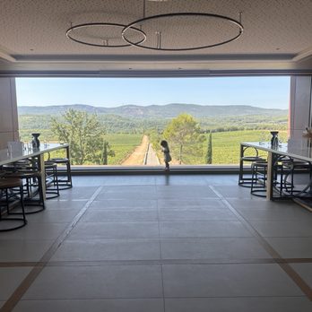 Château La Martinette - Degustation - Wineries Near Me - Lorgues, 83 Château La Martinette - Degustation - Wineries Near Me - Lorgues, 83