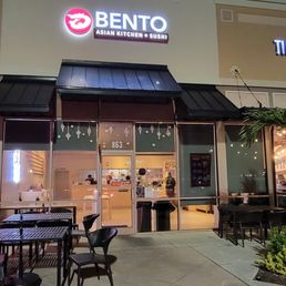 Bento at Waterford Lakes Bento at Waterford Lakes