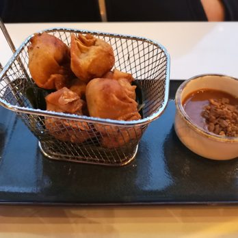 Le Mekong - Fried pork and shrimp wontons - Vietnamese Near Me - Montreal, Quebec