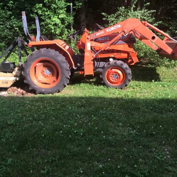 Ahearn Equipment - 25 years old snd still going strong. - Machine & Tool Rental Near Me - Spencer, Massachusetts