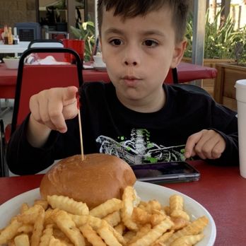 Salles Café - Cheese Burger meal - Breakfast & Brunch Near Me - Tulare, California Salles Café - Cheese Burger meal - Breakfast & Brunch Near Me - Tulare, California