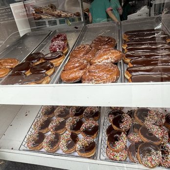 Peter Pan Donut & Pastry Shop - From outside - Bakeries Near Me - Brooklyn, New York Peter Pan Donut & Pastry Shop - From outside - Bakeries Near Me - Brooklyn, New York