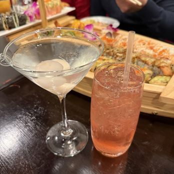 Sushi Freedom - Lychee martini and Singapore sling - Sushi Bars Near Me - Silver Spring, Maryland