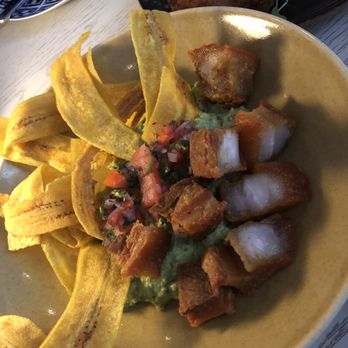 Coquito Blu - Guacamole with chicaron - Latin American Near Me - Whitestone, New York