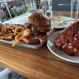 Wye Hill Burger