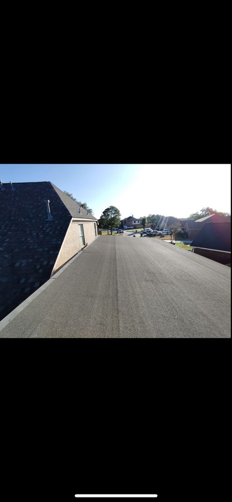 Slide of Randal’s Roofing