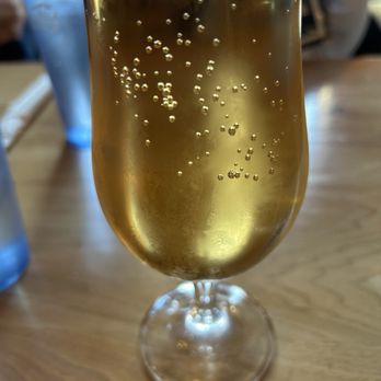 Everybody’s Brewing - hard apple cider - dry - Breweries Near Me - Battle Ground, Washington Everybody’s Brewing - hard apple cider - dry - Breweries Near Me - Battle Ground, Washington