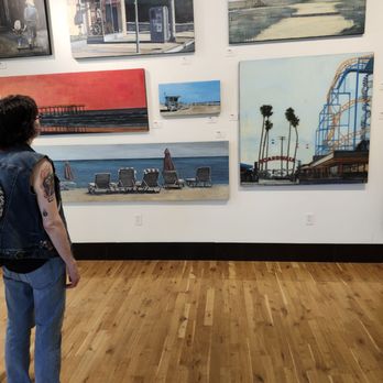 Ao5 Gallery - Shana is hooked!! - Art Galleries Near Me - Austin, Texas