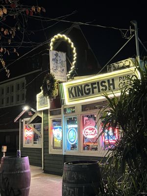 Kingfish Pub & Cafe by null