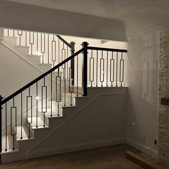Ritz Flooring Plus - a staircase in a home - Flooring Near Me - Laguna Niguel, California Ritz Flooring Plus - a staircase in a home - Flooring Near Me - Laguna Niguel, California