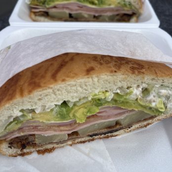Torta Movil - @eatingwithricardo - Mexican Near Me - Los Angeles, California Torta Movil - @eatingwithricardo - Mexican Near Me - Los Angeles, California
